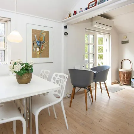 4 Star Holiday Home In Grenaa-By Traum
